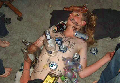 crazy-drunk-passed-out-smashed-guy-pranked-by-uni-mates