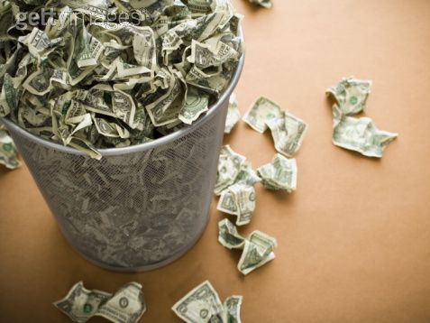 The 20 Biggest Wastes of Money and How to Avoid&nbsp;Them